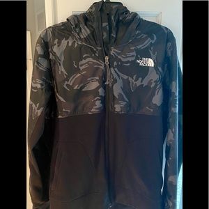 Men’s Northface lightweight jacket.  Size M.